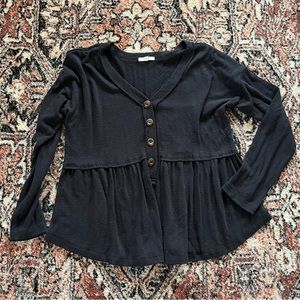 Maurice’s black peplum long sleeve shirt size L